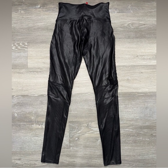 SPANX FAUNS LEATHER MOTO LEGGINGS SZ M. - Picture 7 of 11